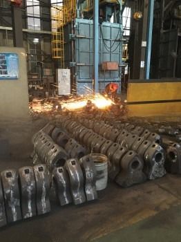 Устойчивая прочная голова молотка для ударного дробилки износ и запасные части индивидуальный дизайн