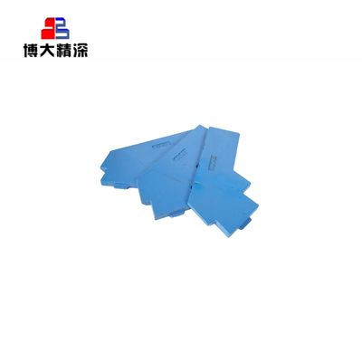 Процесс ковки VSI Crusher Wear Parts Upper and Lower Wear Plate for CV128 Deburring (Площадка верхнего и нижнего износа для дебарбирования)