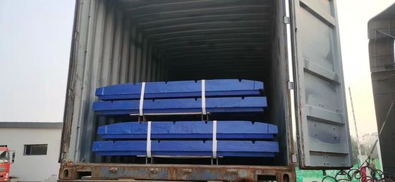 OEM приемлемая челюстная плита для горных деталей износа в машиностроительных цехах