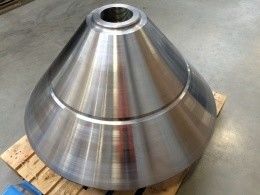 EN124 Стандартная голова сборки запасные части для горного камня конусной дробилки по всему миру